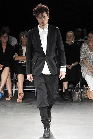 Comme des Garcons / - 2009